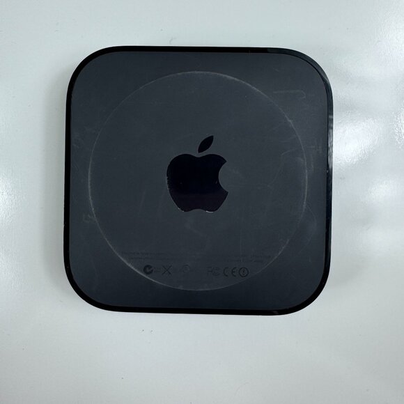 Apple TV 3rd Generation A1469 Remote Powercord 8GB 1080p HD Resolution Streaming - Picture 4 of 9